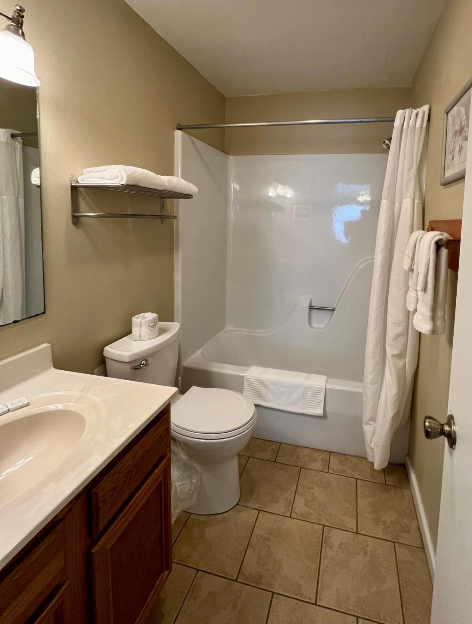 Cape Hatteras Motel Бакстон Экстерьер фото